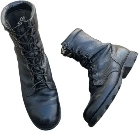 Combat boots (Shopthrilling)