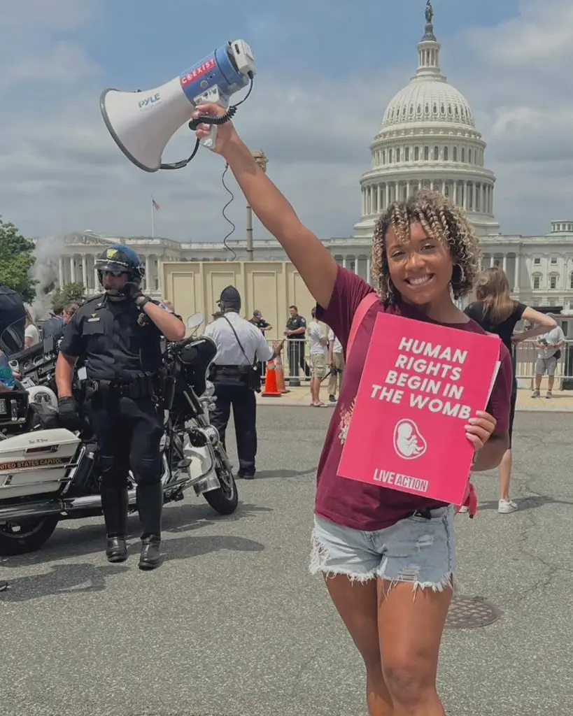 prolive-activist-punched-in-the-face
