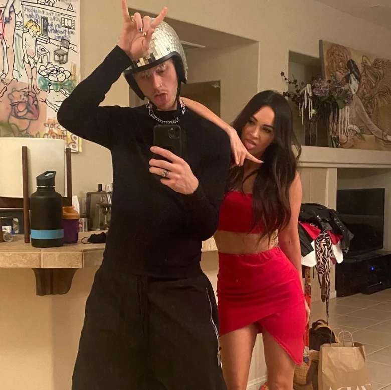 Image credit: [Instagram | @meganfox(https://www.instagram.com/p/CLSco4kFSrM/)