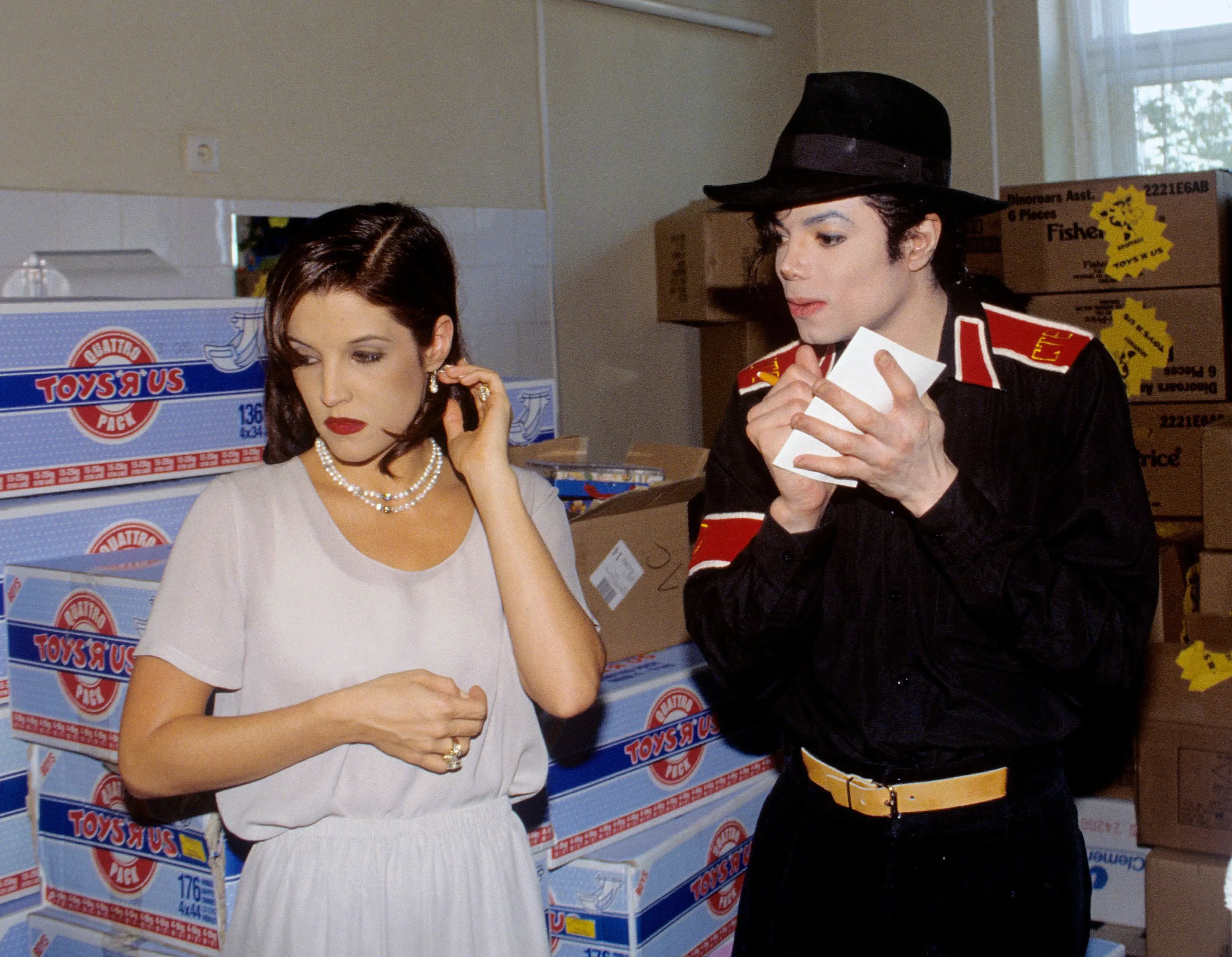 Image credit: Flickr | Fans of Lisa Marie Presley & Family