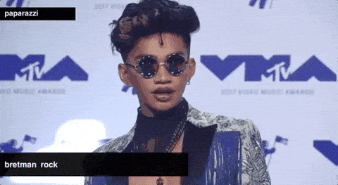 Image credit: Giphy | 2022 MTV Video Music Awards