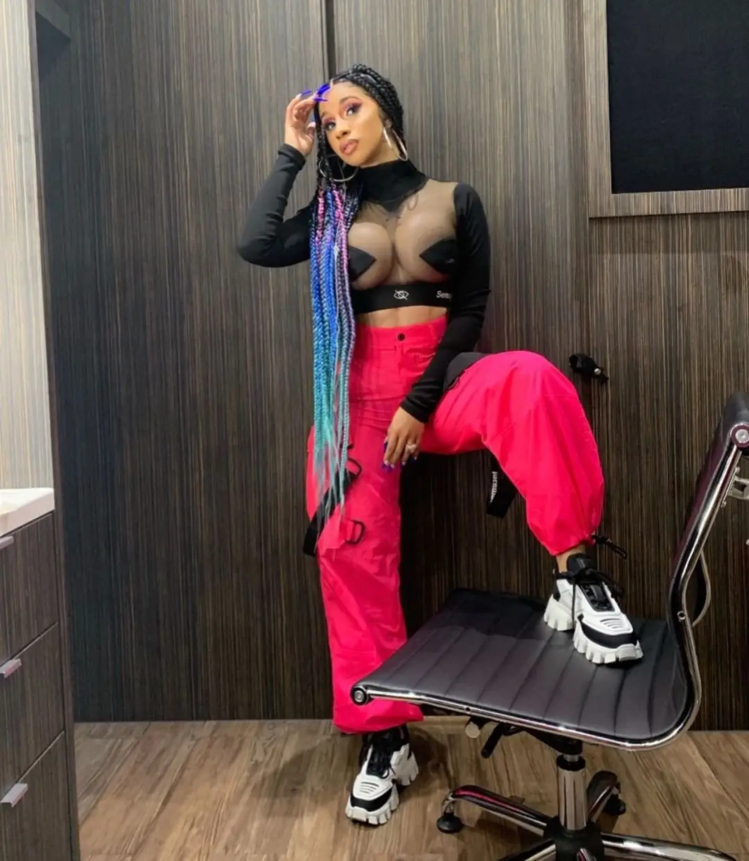 Image credit: Instagram | @iamcardib