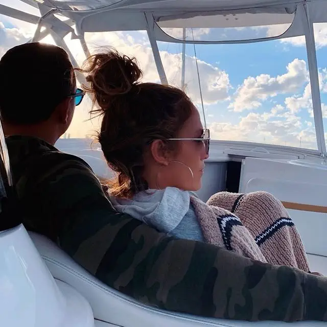 Image credit: Instagram | @jlo