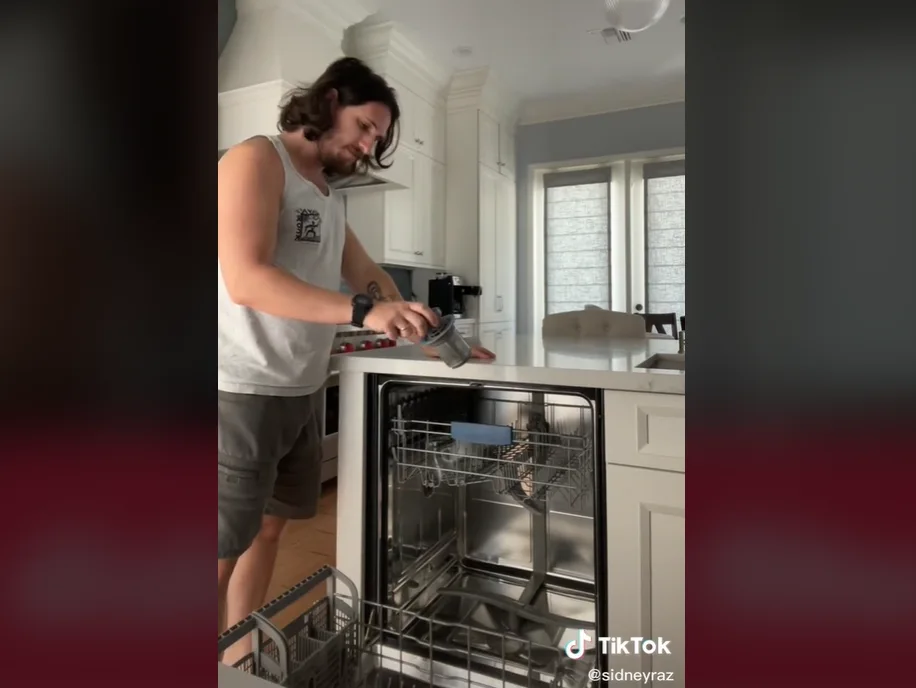 Image credit: TikTok | @sydneyraz
