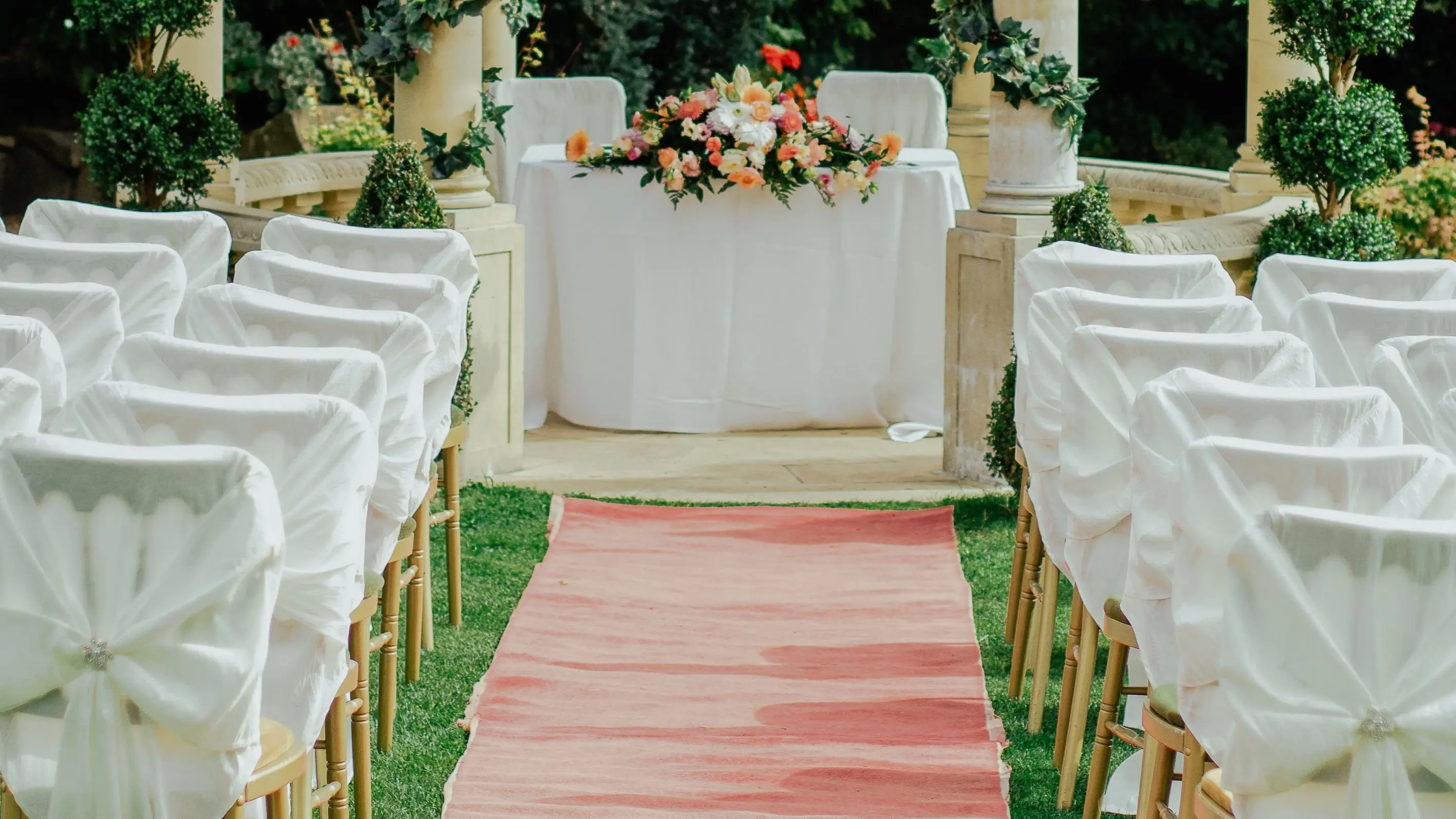 Image credit: Unsplash | Jeremy Wong Weddings