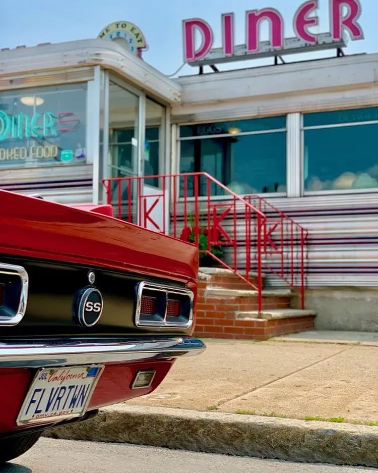 Image credit: Instagram | @guyfieri