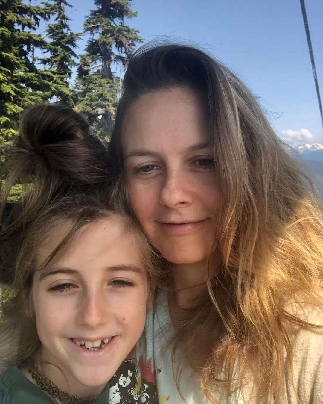 Image credit: Instagram | @aliciasilverstone