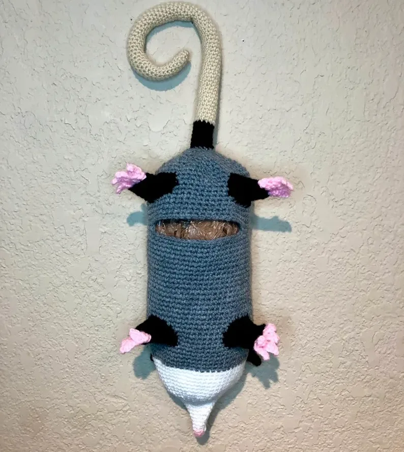 Image credit: Etsy | HappilyHookedGoods