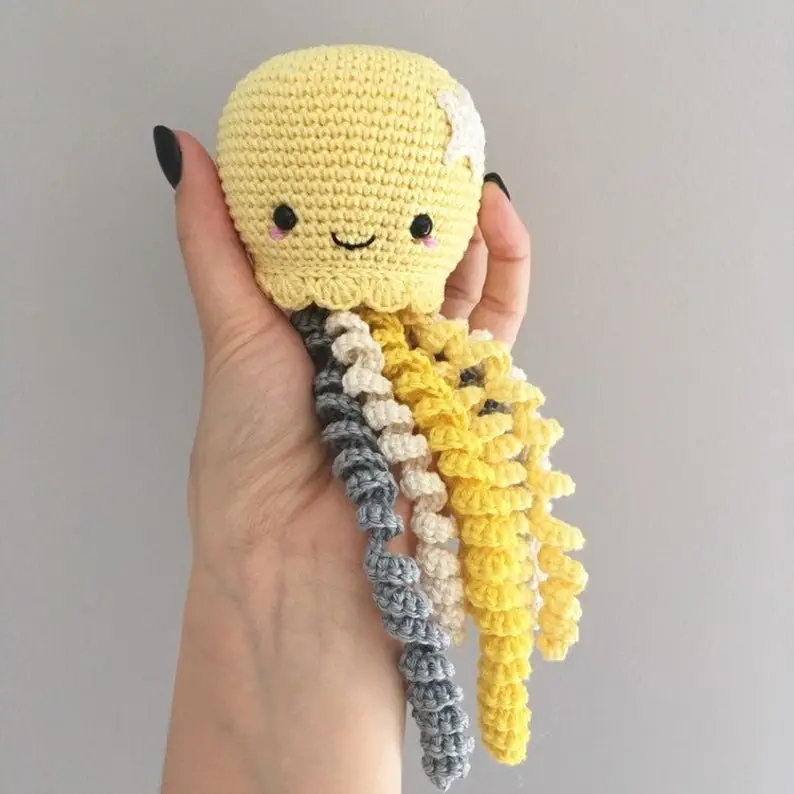 Image credit: Etsy | LilCrochetLove