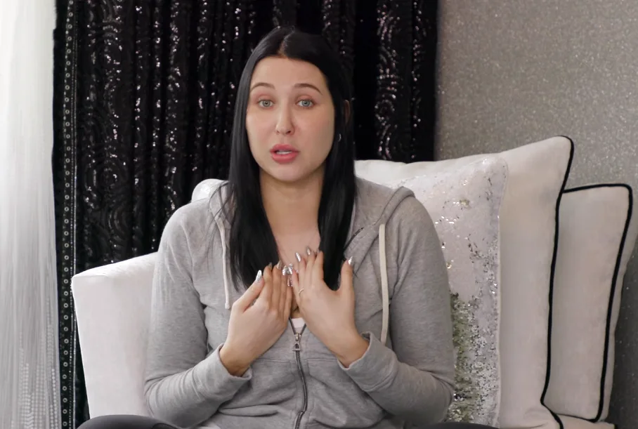 Image credit: YouTube | Jaclyn Hill