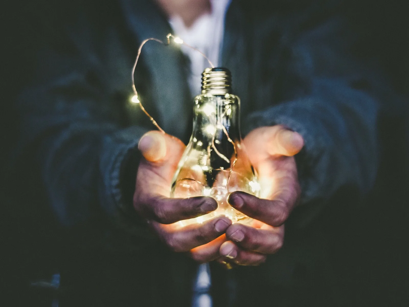 Image credit: Unsplash | Riccardo Annandale