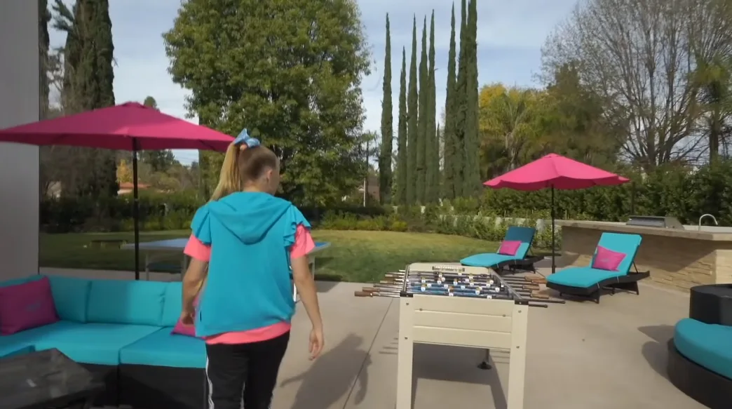 Image credit: YouTube | ItsJoJoSiwa