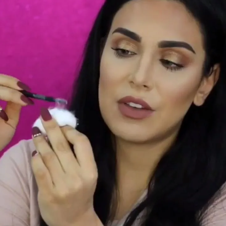 Image credit: Instagram | @hudabeauty