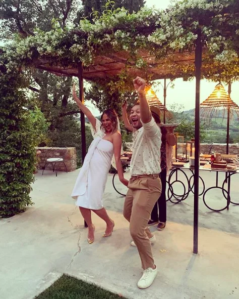 Image credit: Instagram | @chrissyteigen