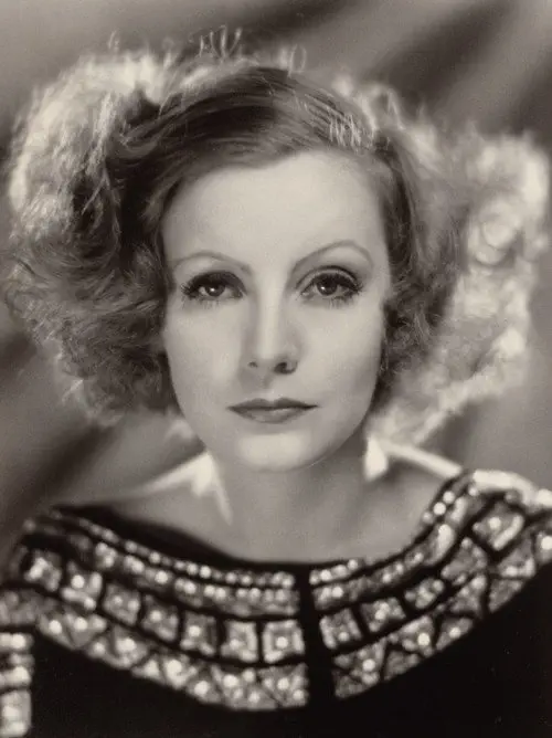 Image credit: https://diplycom5cc47.zapwp.com/q:i/r:0/wp:1/w:1/u:https://commons.wikimedia.org/wiki/File:Garbo_in_Inspiration.jpg