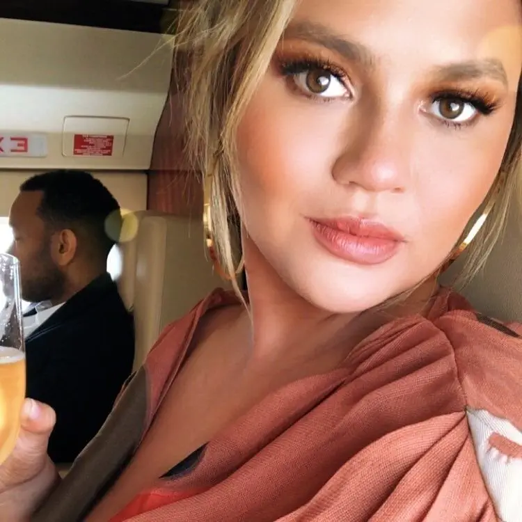 Image credit: Instagram | @chrissyteigen