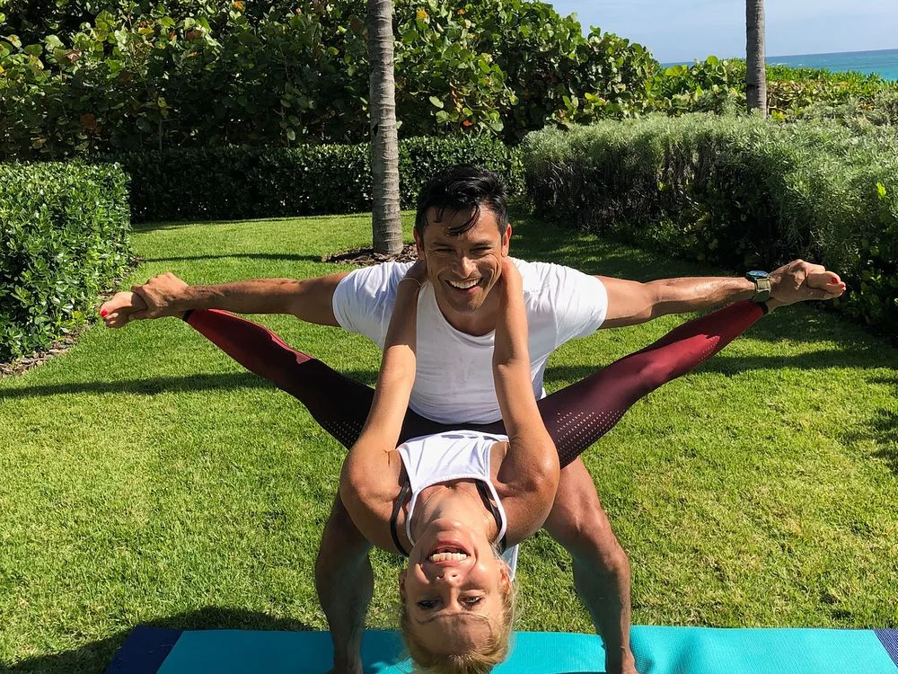Image credit: Instagram | @kellyripa