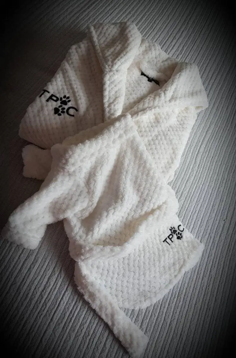 Image credit: Etsy | ThePoshPawsCompany