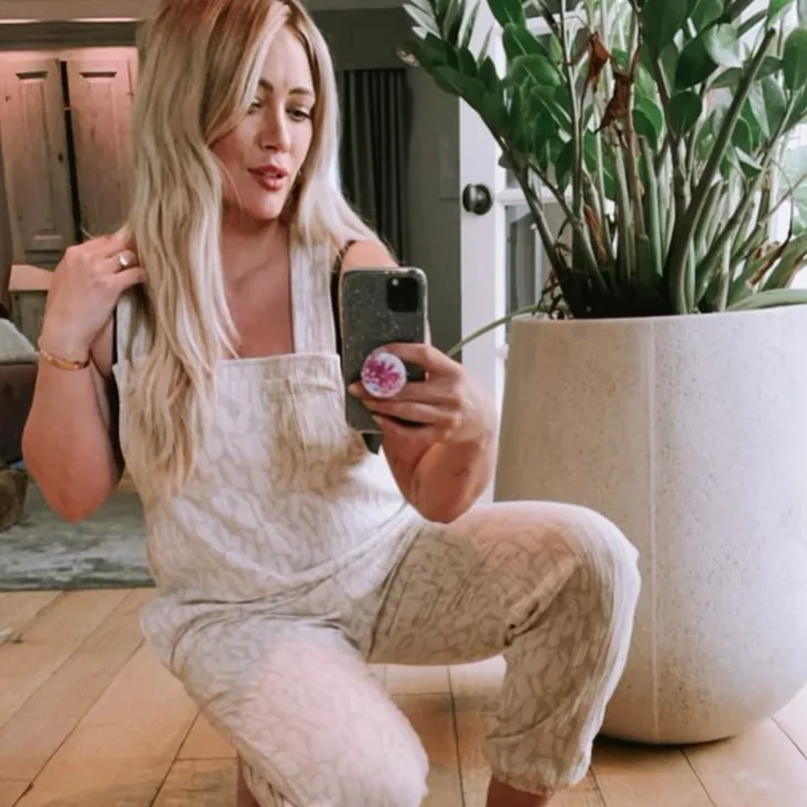 Image credit: Instagram | @hilaryduff