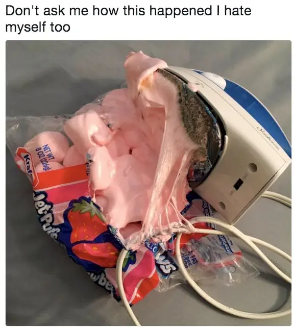 Image credit: Twitter | @goth_cakes