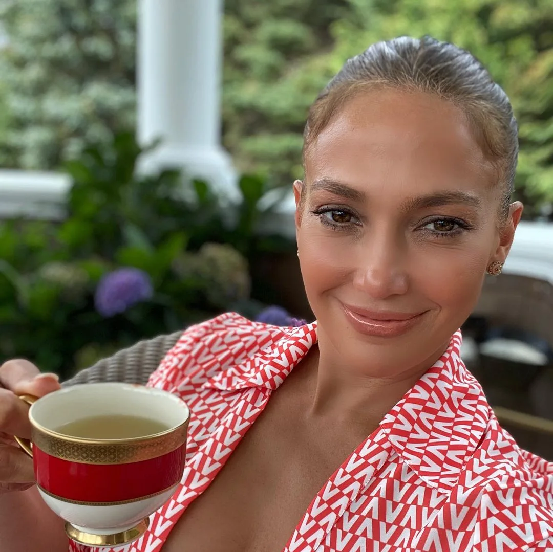 Image credit: Instagram | @jlo