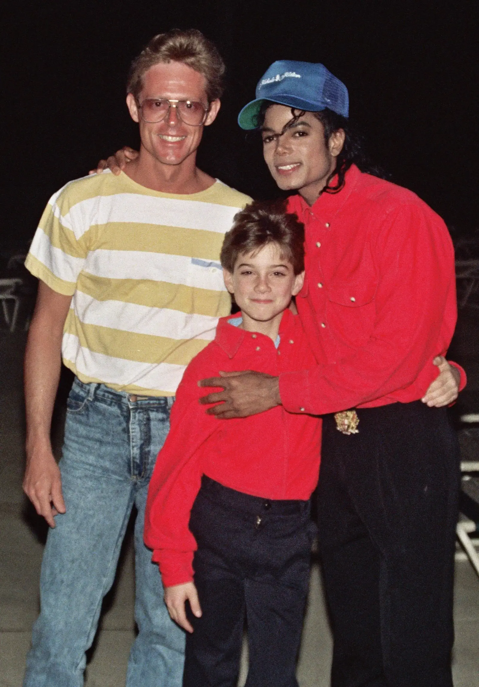 Image credit: https://commons.wikimedia.org/wiki/File:Me_with_Michael_Jackson_(261530151).jpg