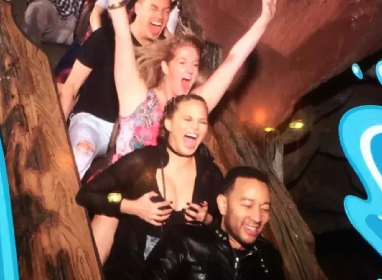 Image credit: Instagram l @chrissyteigen
