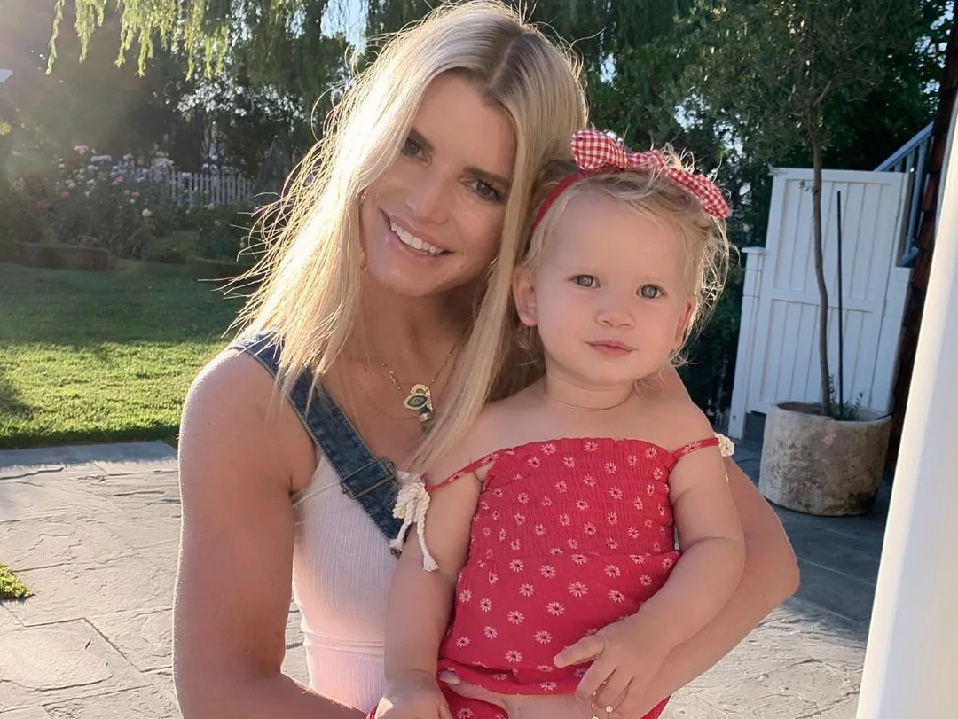Image credit: Instagram | @jessicasimpson