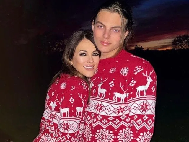 Image credit: Instagram | @elizabethhurley1