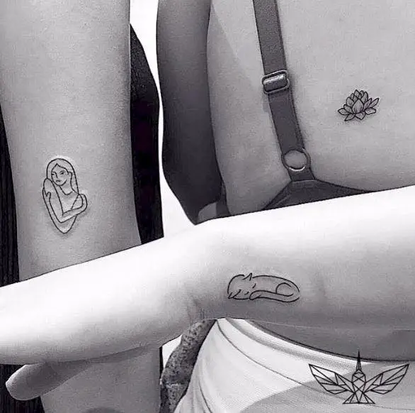 Image credit: Instagram | @fine.line.tattoos