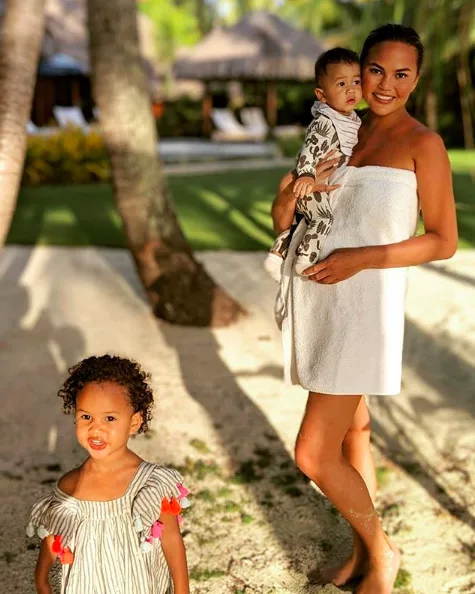 Image credit: Instagram | @chrissyteigen