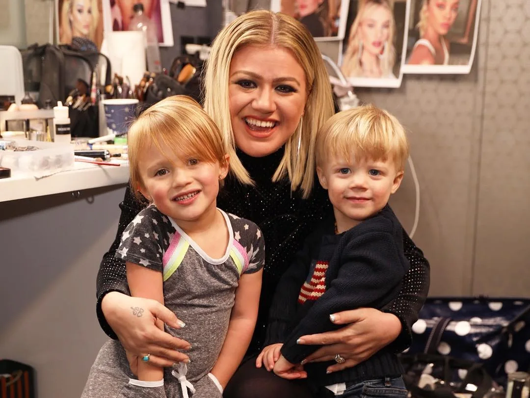 Image credit: Instagram | @kellyclarkson