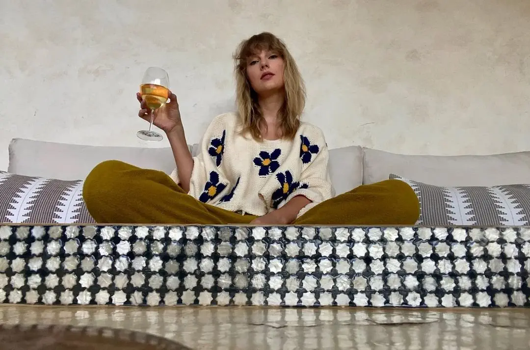 Image credit: Instagram | @taylorswift