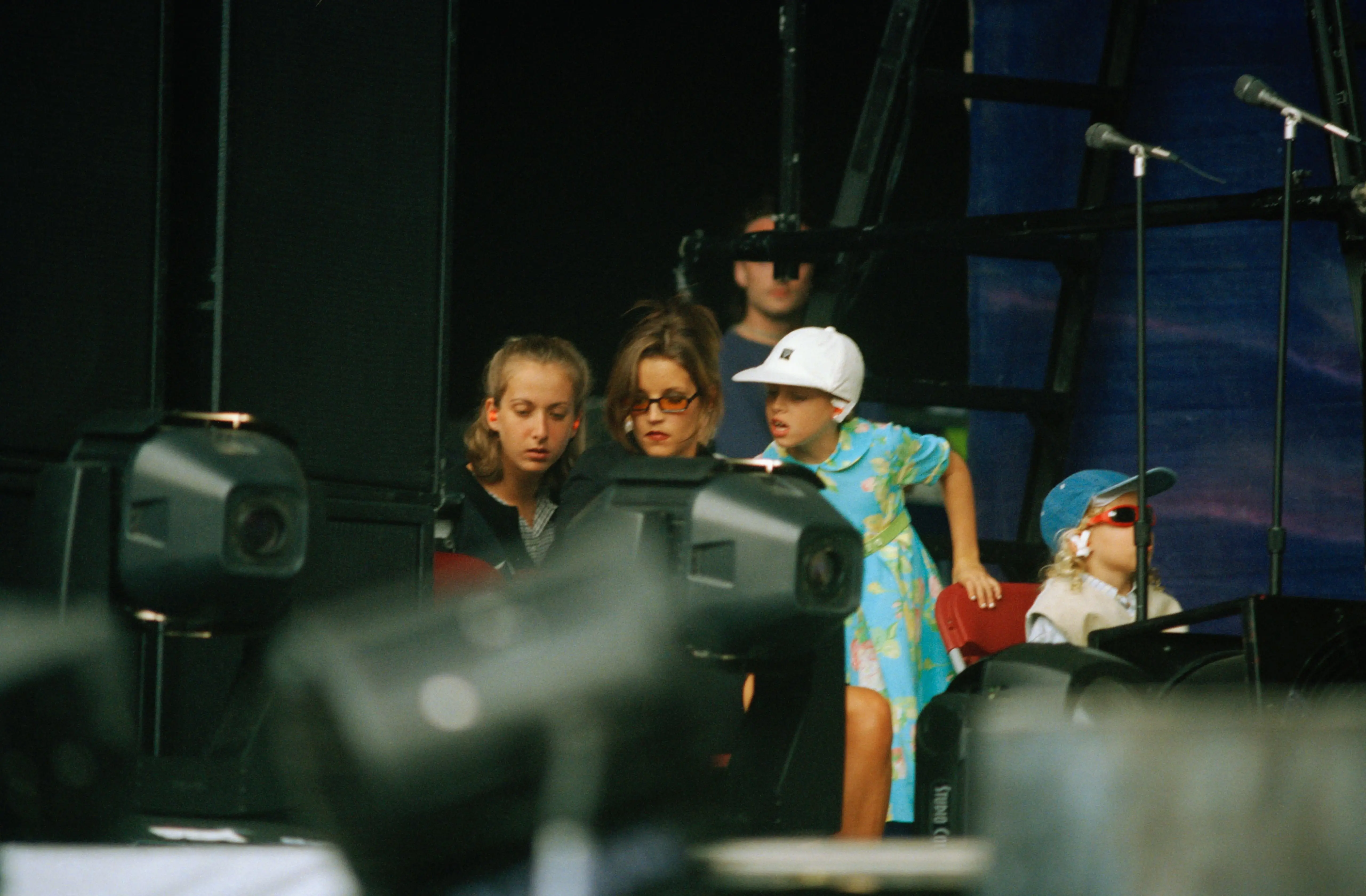 Image credit: Flickr | Fans of Lisa Marie Presley & Family