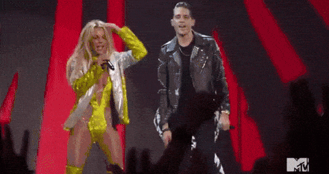 Image credit: Giphy | 2022 MTV Video Music Awards