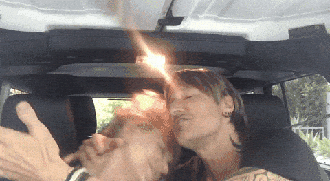 Image credit: Giphy | Keith Urban