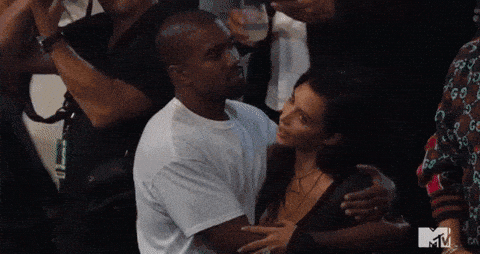 Image credit: Giphy | 2022 MTV Video Music Awards