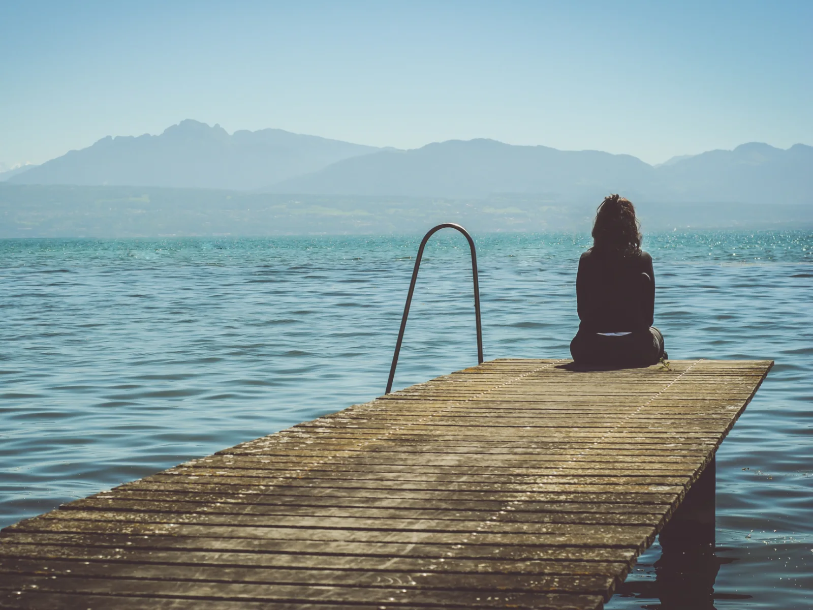 Image credit: Unsplash | Paola Chaaya