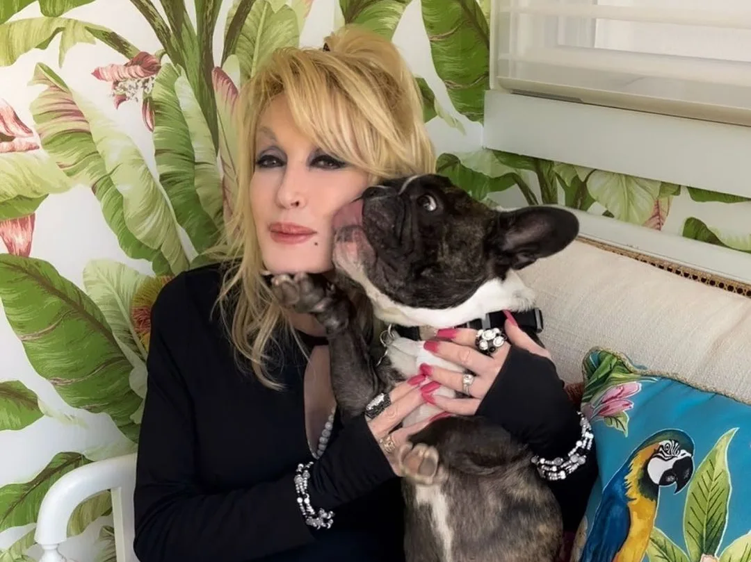 Image credit: Instagram | @dollyparton