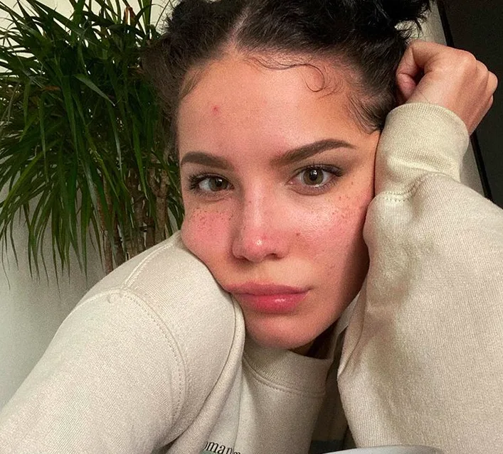 Image credit: Instagram | @iamhalsey