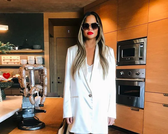 Image credit: Instagram | @chrissyteigen
