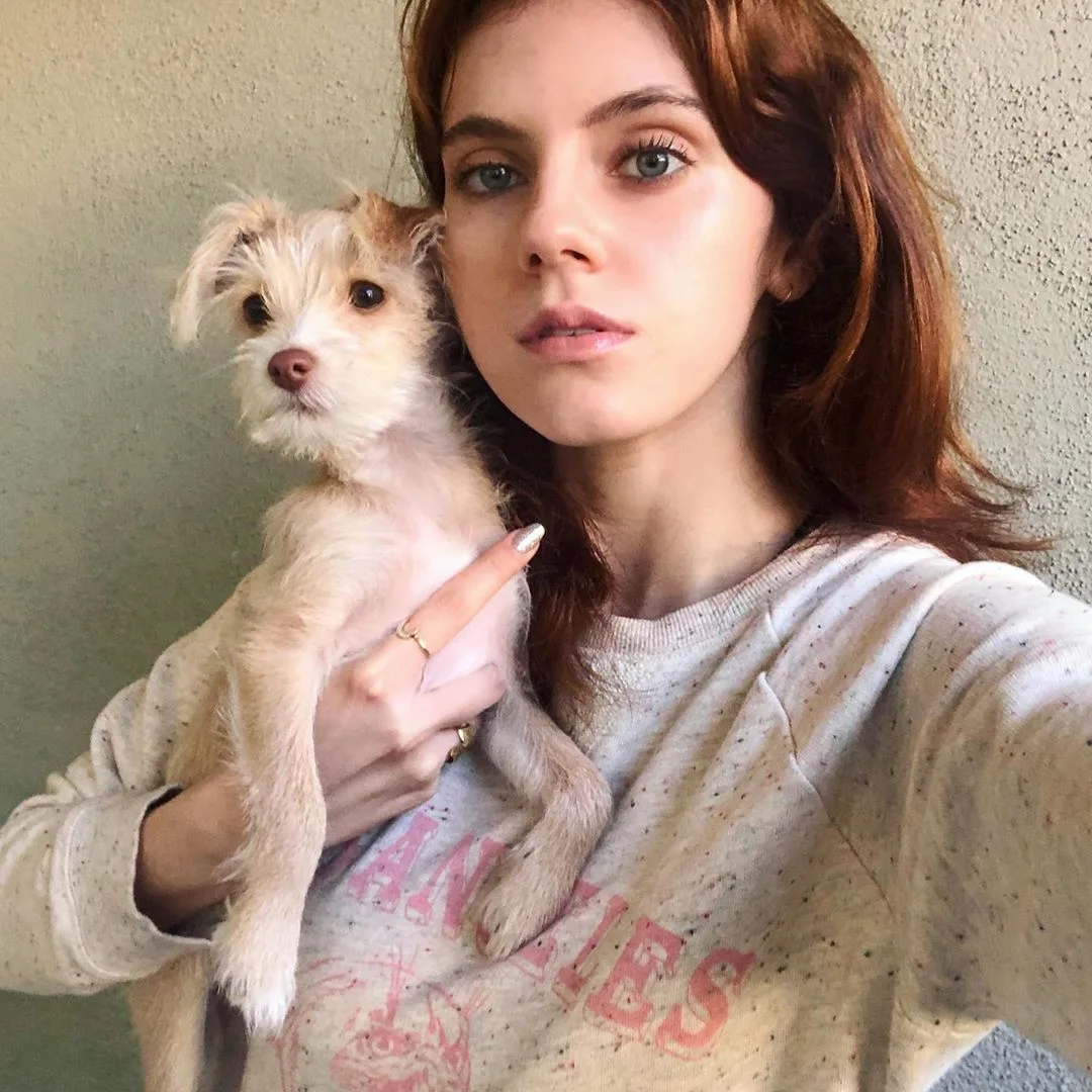 Image credit: Instagram | @thekarahayward