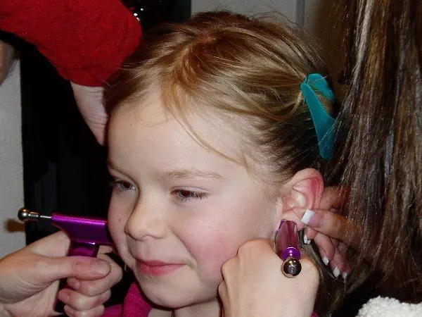 Image credit: https://diplycom5cc47.zapwp.com/q:i/r:0/wp:1/w:1/u:https://commons.wikimedia.org/wiki/File:Littlegirl.jpg