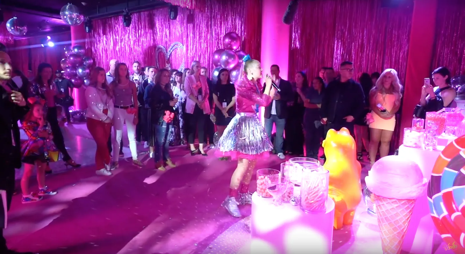 Image credit: YouTube | Its JoJo Siwa