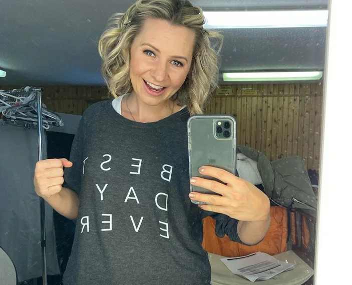 Image credit: Instagram | @beverleymitchell