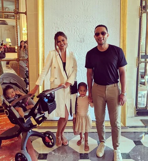 Image credit: Instagram | @chrissyteigen
