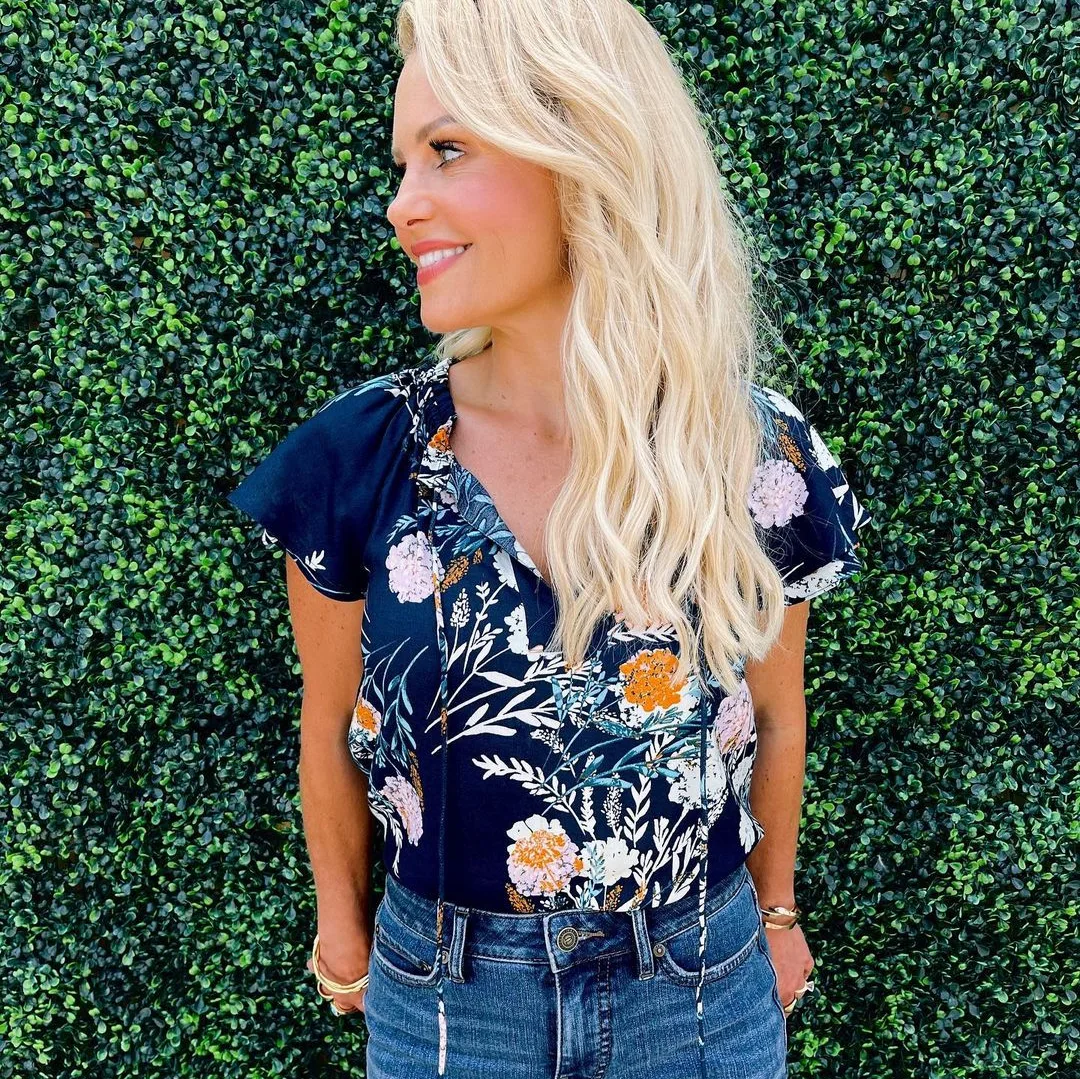 Image credit: Instagram | @candacecameronbureclothing