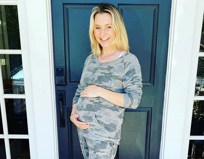 Image credit: Instagram | @beverleymitchell
