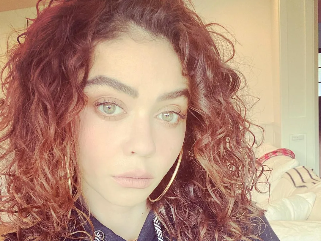 Image credit: Instagram | @sarahhyland