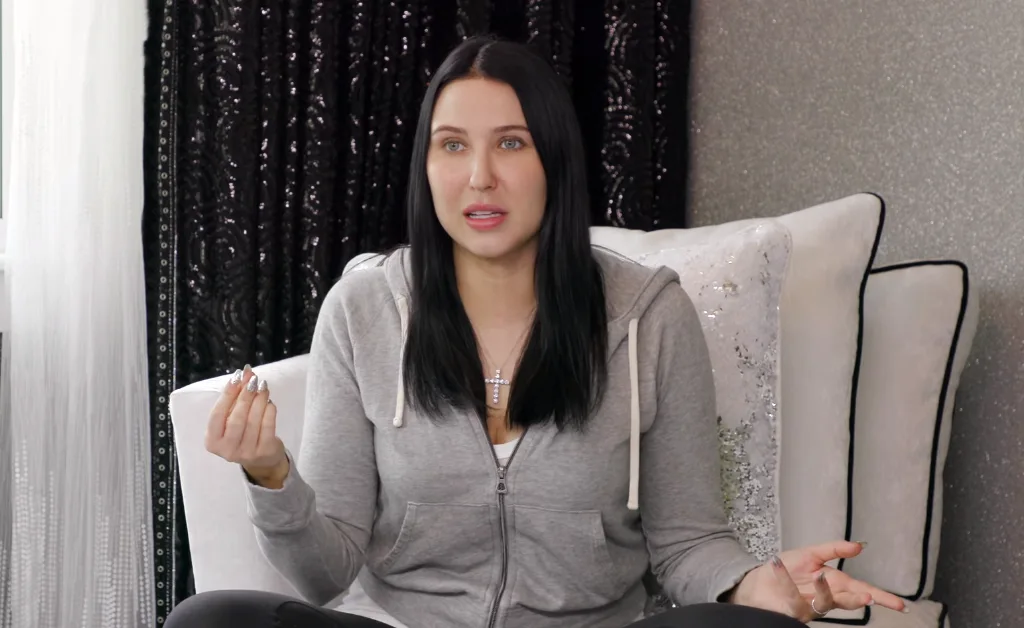 Image credit: YouTube | Jaclyn Hill